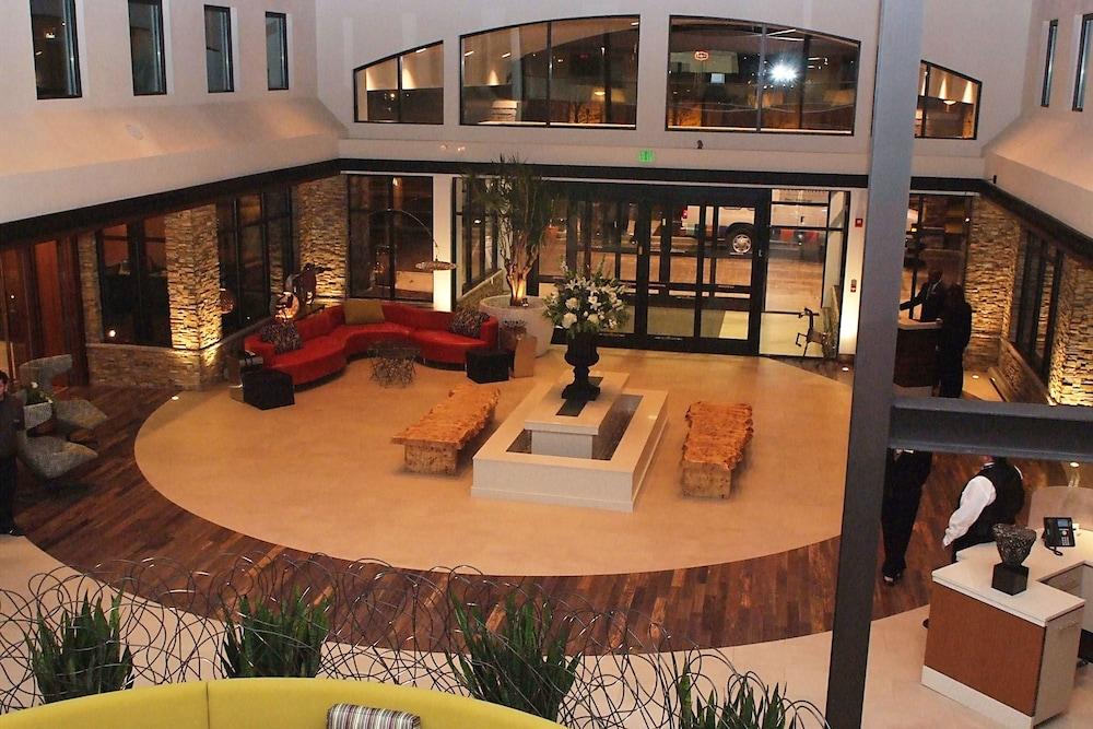 Embassy Suites By Hilton Detroit Metro Airport Romulus Dalaman gambar