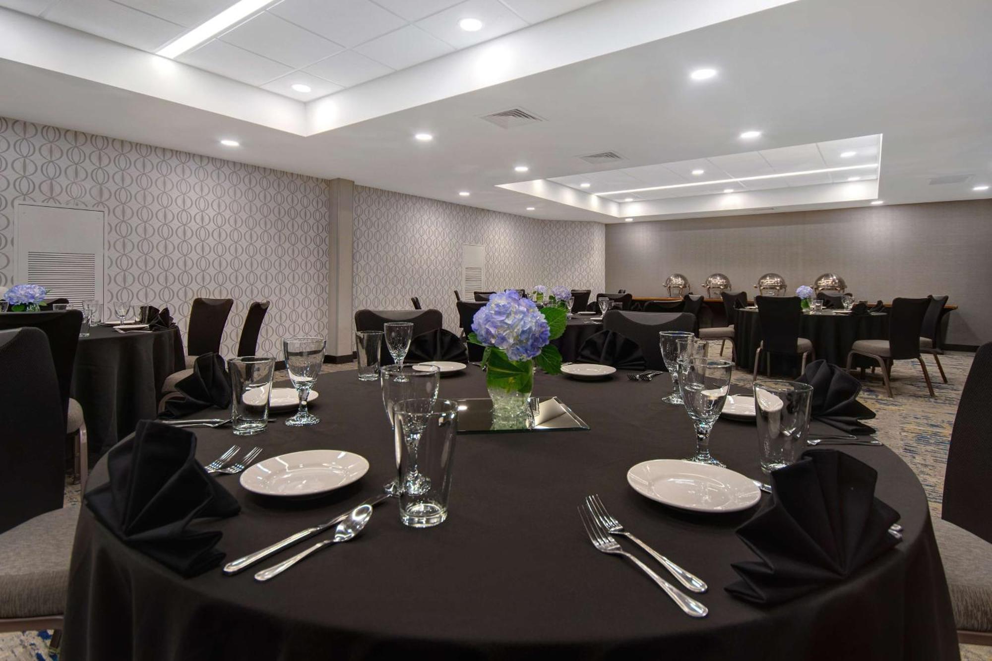 Embassy Suites By Hilton Detroit Metro Airport Romulus Luaran gambar